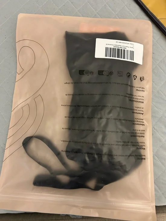 Black Front-Zip Sculpting Bodysuit - Women- NEW size M - Picture 4 of 4